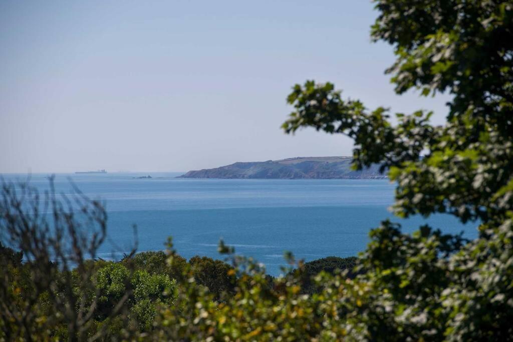 Manacles - Spacious Flat Near Beach With Sea Views & Parking Falmouth Exteriör bild